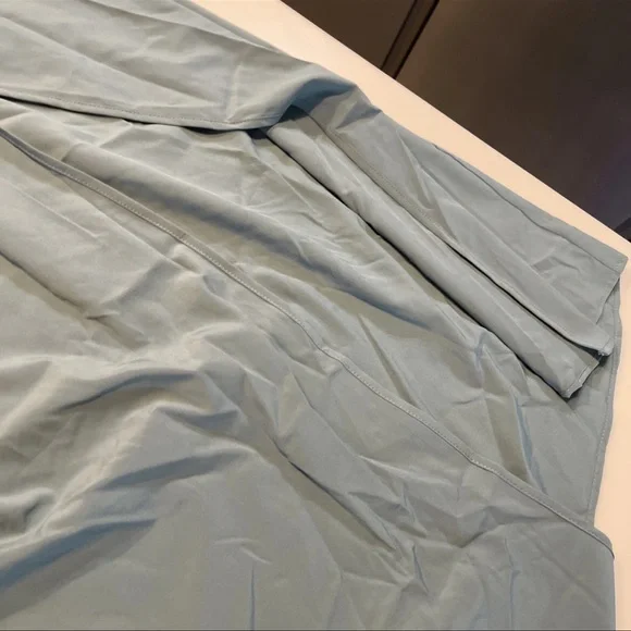 HALARA Sky Blue Ruched Dress - Picture 4 of 8